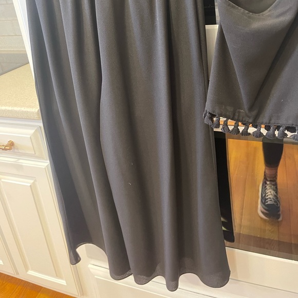 Ali & Jay 2 piece Halter and Culotte Pants - Picture 7 of 10